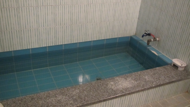 松島湯客室の浴室