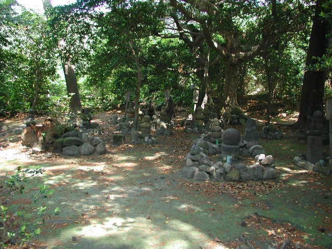 薩摩硫黄島の墓