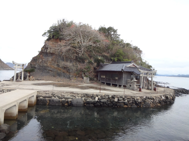 都々智神社の島